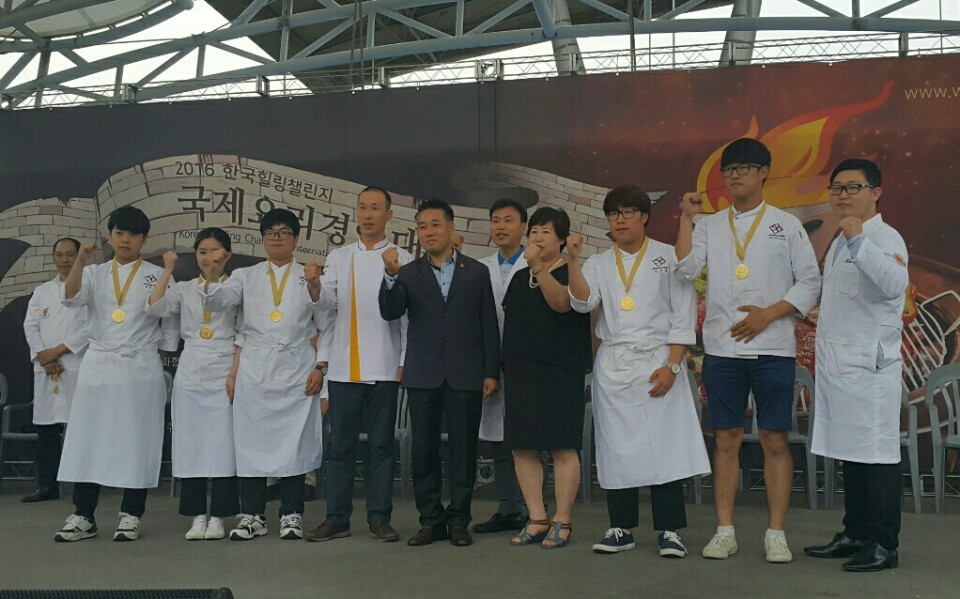 수상사진 2.jpg